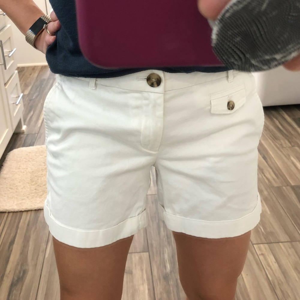 Banana Republic city chino short
